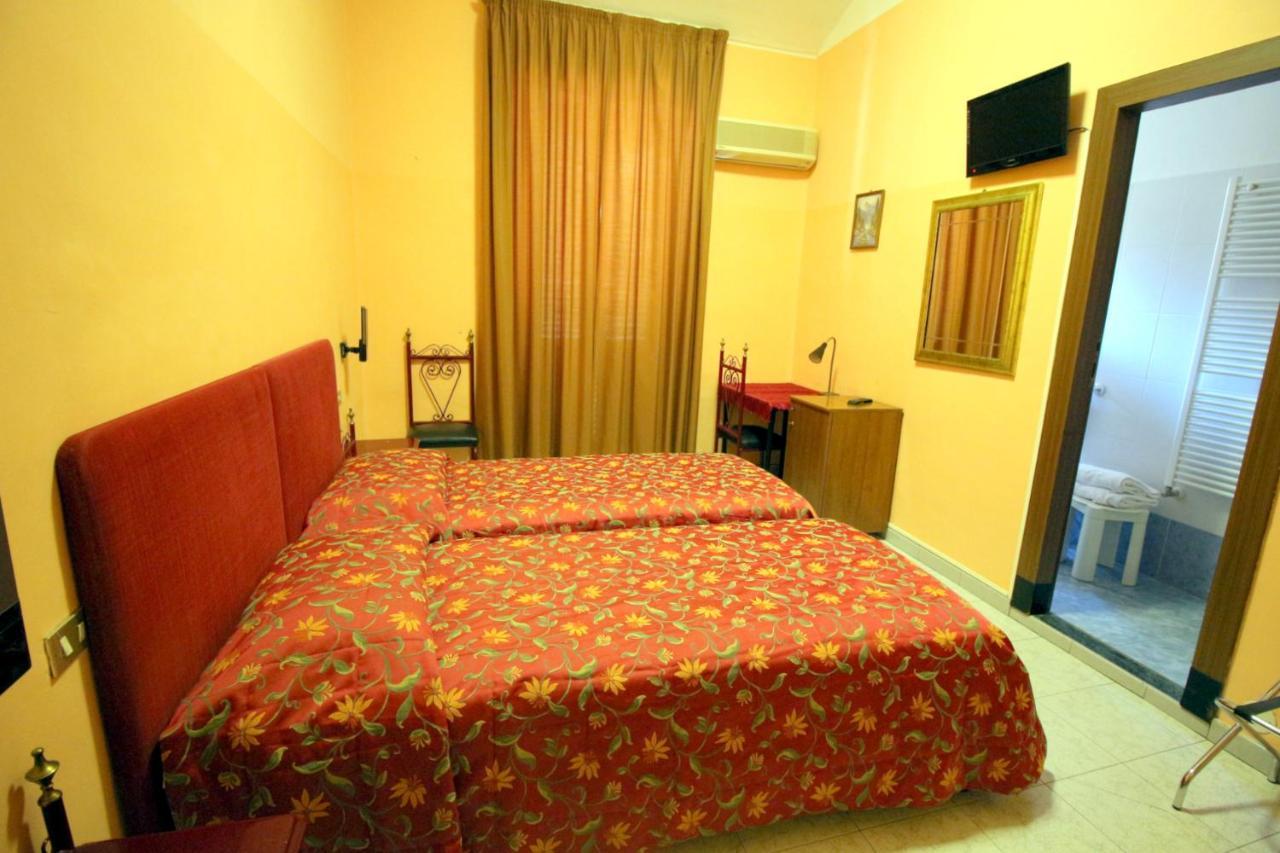Hotel Italia Торино Екстериор снимка